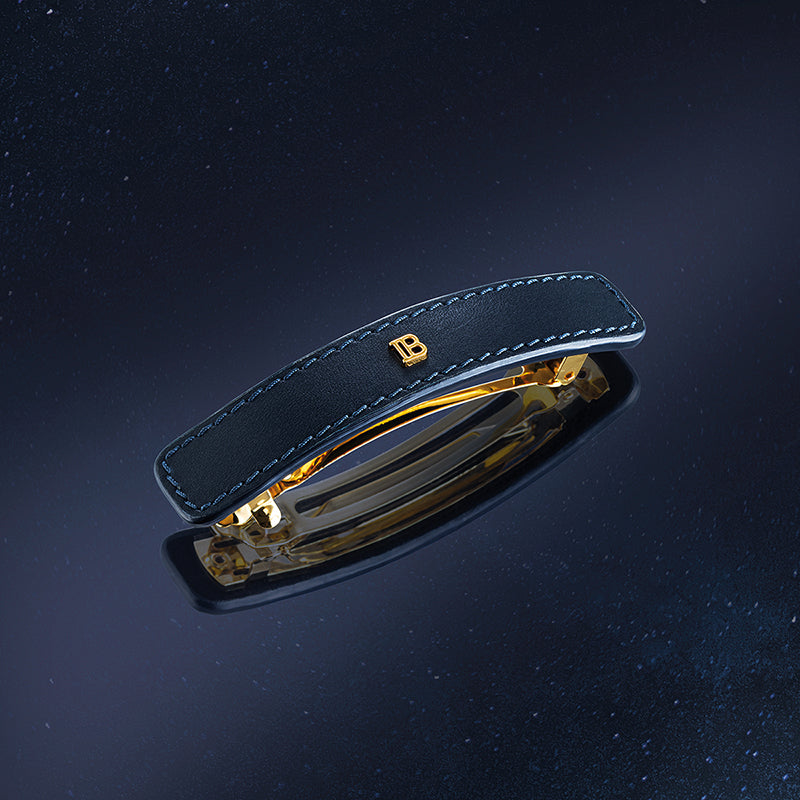 Muse de la Fête • Édition Limitée Barrette Leather Cosmic Sapphire